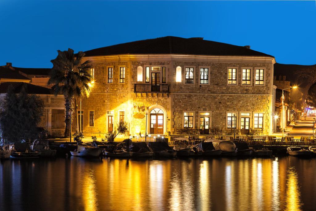 La Petra Hotel Izmir Exterior photo